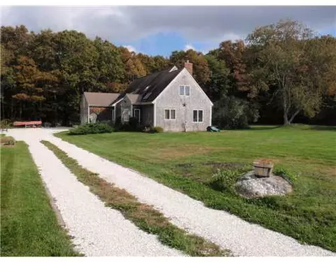 3 High Meadow Rd, Little Compton, RI 02837 photo 1