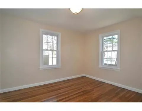 156 Pheasant Ave, Warwick, RI 02886 photo 4
