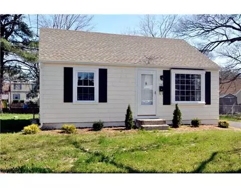 156 Pheasant Ave, Warwick, RI 02886 photo 1