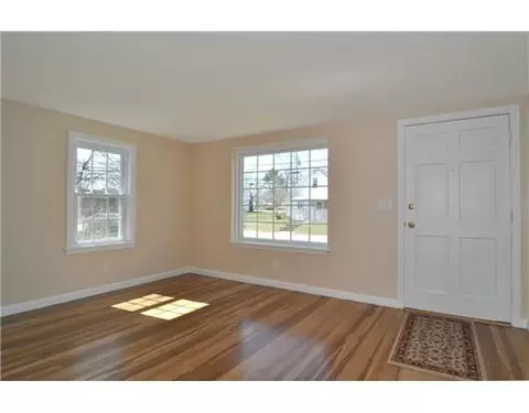 156 Pheasant Ave, Warwick, RI 02886 photo 11