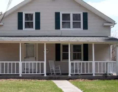 1162 Reynolds Rd, Glocester, RI 02814 photo 1