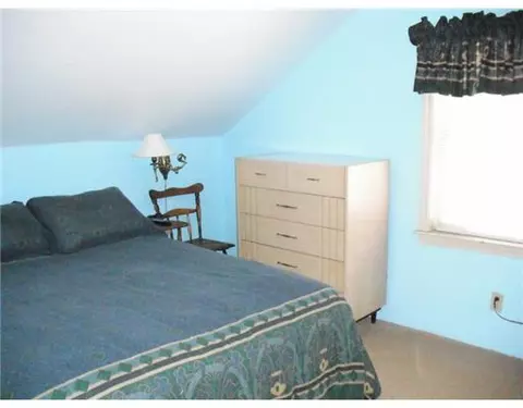 1162 Reynolds Rd, Glocester, RI 02814 photo 8
