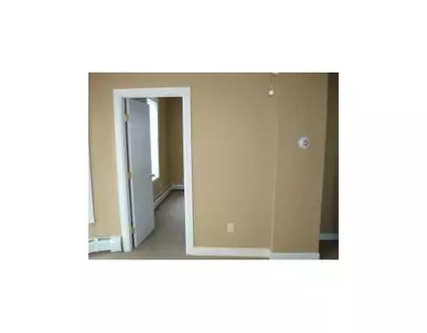 201 Boyden St, Woonsocket, RI 02895 photo 5