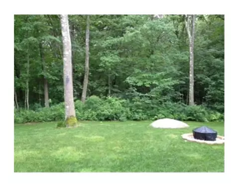 107 Steve Lopes Way, Woonsocket, RI 02895 photo 17