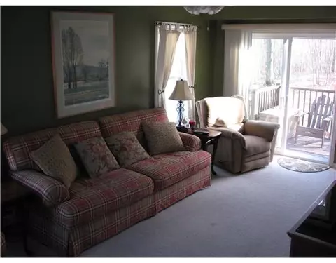 107 Steve Lopes Way, Woonsocket, RI 02895 photo 5