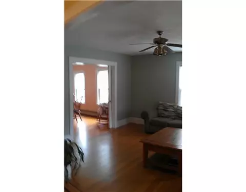 38 Glen Rd, Woonsocket, RI 02895 photo 7
