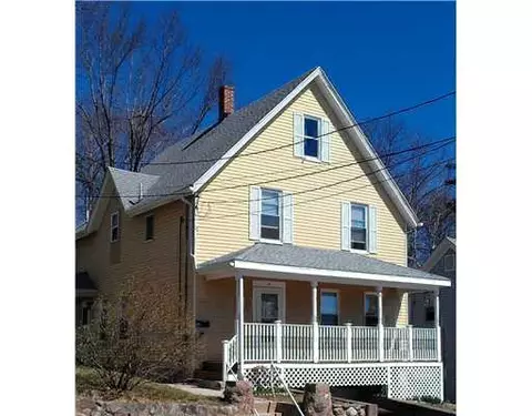 38 Glen Rd, Woonsocket, RI 02895 photo 2