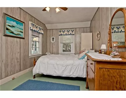 45 Benson Ave, Westerly, RI 02891 photo 3