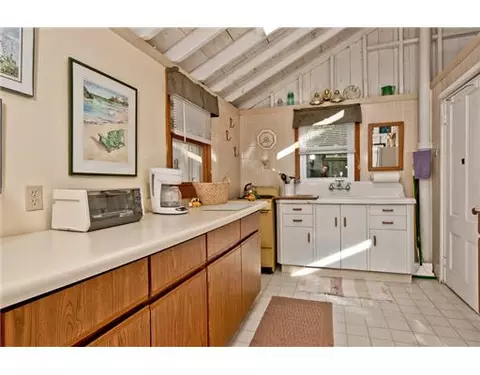 45 Benson Ave, Westerly, RI 02891 photo 17