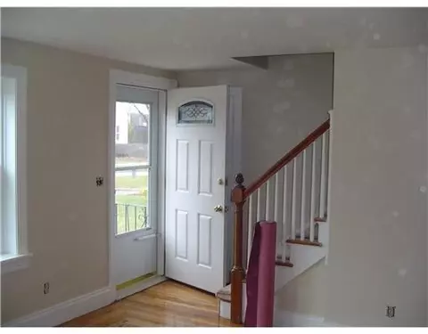 241 Harmony Ct, Warwick, RI 02889 photo 2