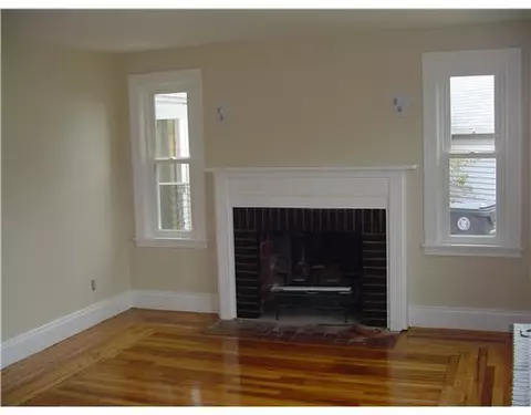 241 Harmony Ct, Warwick, RI 02889 photo 3