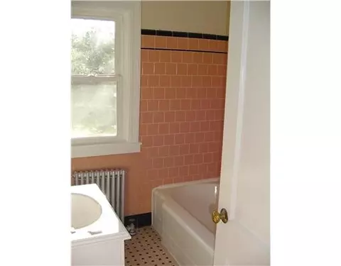 241 Harmony Ct, Warwick, RI 02889 photo 6