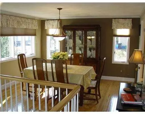 21 Ellen Ln, Cranston, RI 02921 photo 7