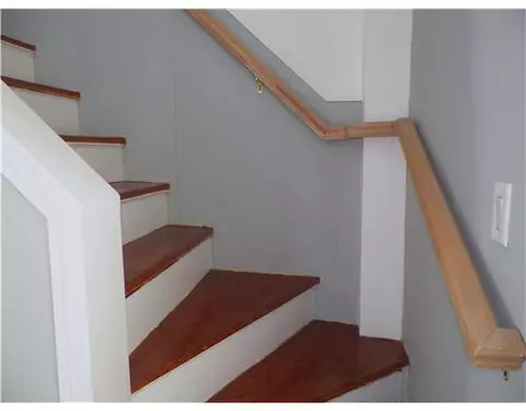 284 Transit St, Woonsocket, RI 02895 photo 8
