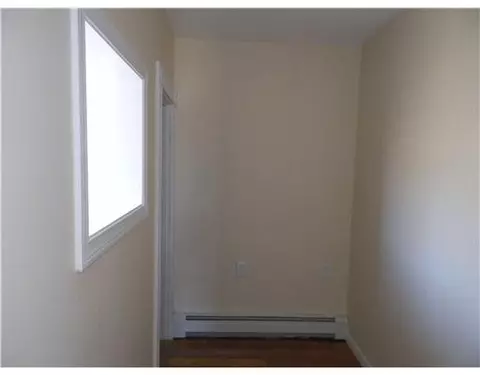 284 Transit St, Woonsocket, RI 02895 photo 9