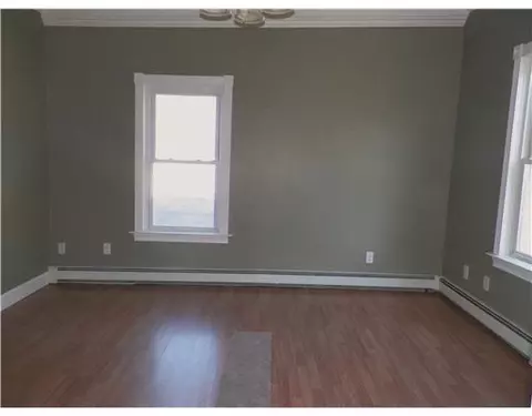 284 Transit St, Woonsocket, RI 02895 photo 5