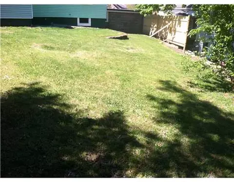 284 Transit St, Woonsocket, RI 02895 photo 16