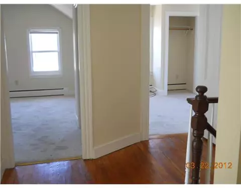 654 Sandy Ln, Warwick, RI 02889 photo 7