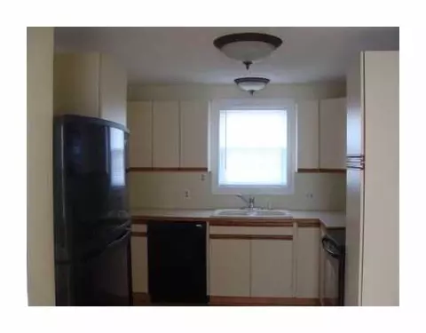 265 Chapmans Ave, Warwick, RI 02886 photo 2
