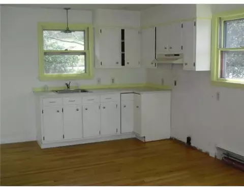 25 W Main Rd, Little Compton, RI 02837 photo 4