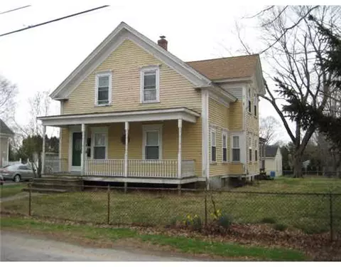27 Maple St, Coventry, RI 02816 photo 1