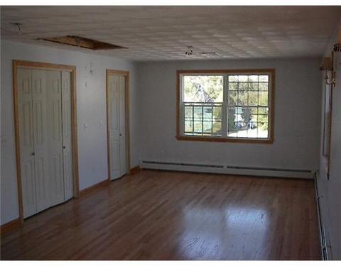 57 Armand St, Woonsocket, RI 02895 photo 3