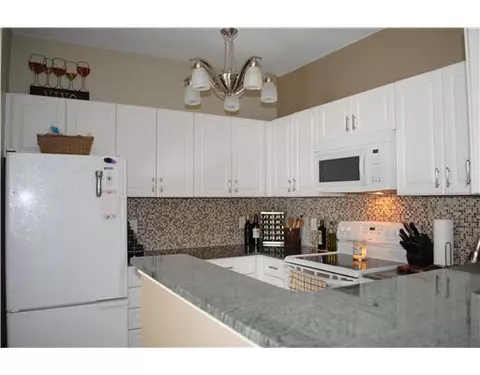 110 Mill St #103, Woonsocket, RI 02895 photo 1