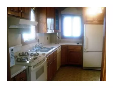 281 Adams St, Woonsocket, RI 02895 photo 9