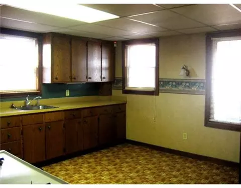 281 Adams St, Woonsocket, RI 02895 photo 4