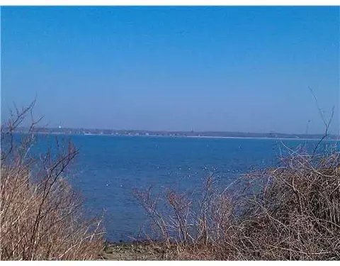 42 Winter Ave, Warwick, RI 02889 photo 11