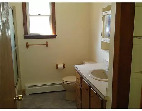 42 Winter Ave, Warwick, RI 02889 photo 5