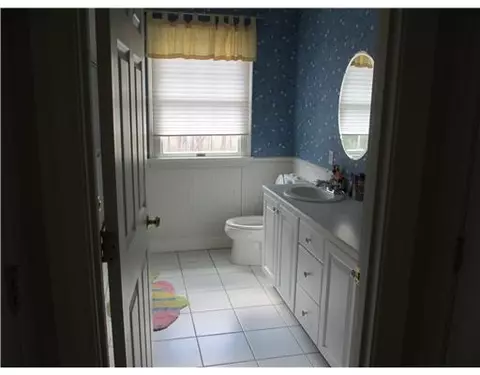 81 Prides Crossing Lane Ln, Saunderstown, RI 02874 photo 16
