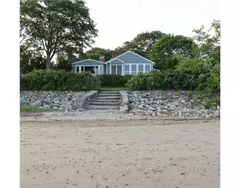 40 Sylvia Dr, Warwick, RI 02886 photo 1