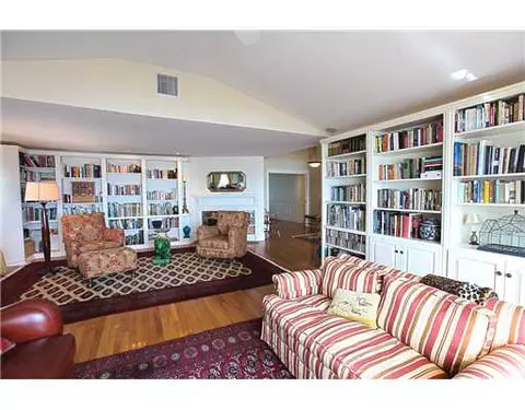 40 Sylvia Dr, Warwick, RI 02886 photo 16