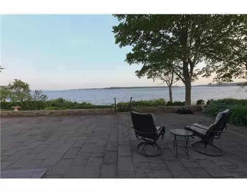 40 Sylvia Dr, Warwick, RI 02886 photo 8