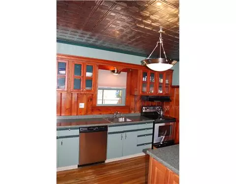 121 Post Rd, Warwick, RI 02888 photo 6