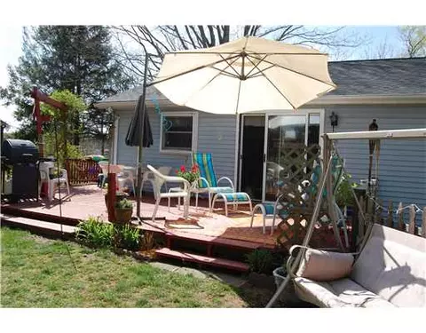 5 Ava St, Westerly, RI 02891 photo 8