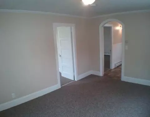 141 Grove St, Woonsocket, RI 02895 photo 3