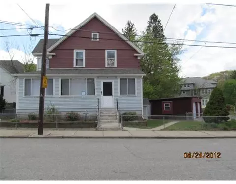 20 Avenue B, Woonsocket, RI 02895 photo 1