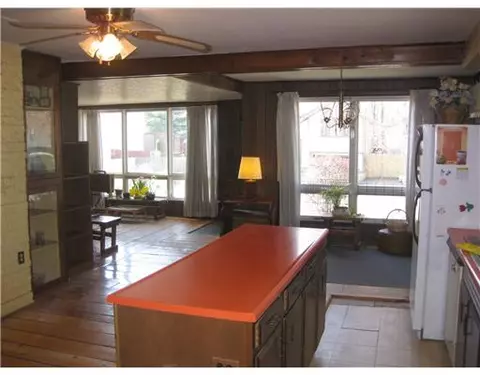 21 Sutton Ave, Warwick, RI 02889 photo 7