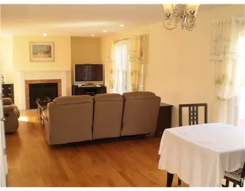 21 Patrick Way, Warwick, RI 02886 photo 12