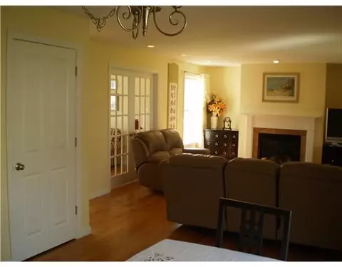 21 Patrick Way, Warwick, RI 02886 photo 13