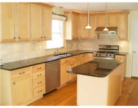 21 Patrick Way, Warwick, RI 02886 photo 6