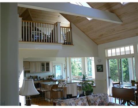 25 Timothy Dr, Westerly, RI 02891 photo 9