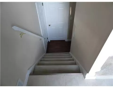 32 Cliffe Ave, Woonsocket, RI 02895 photo 10