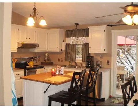 55 Deacon Ave, Warwick, RI 02886 photo 7
