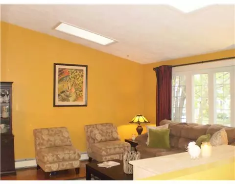 55 Deacon Ave, Warwick, RI 02886 photo 11