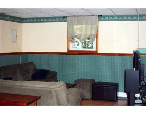 55 Deacon Ave, Warwick, RI 02886 photo 17