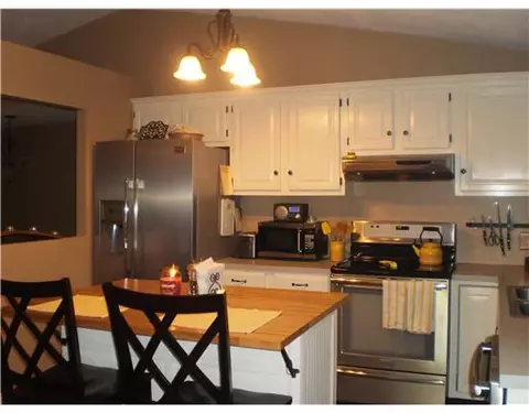 55 Deacon Ave, Warwick, RI 02886 photo 6