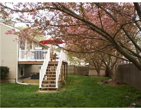 55 Deacon Ave, Warwick, RI 02886 photo 2
